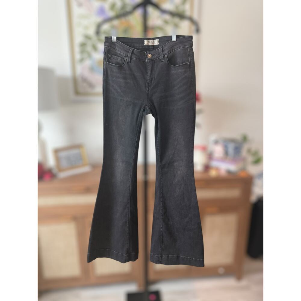 We The Free Free People Black Boot Cut Flare jeans in Black‎ Size 28